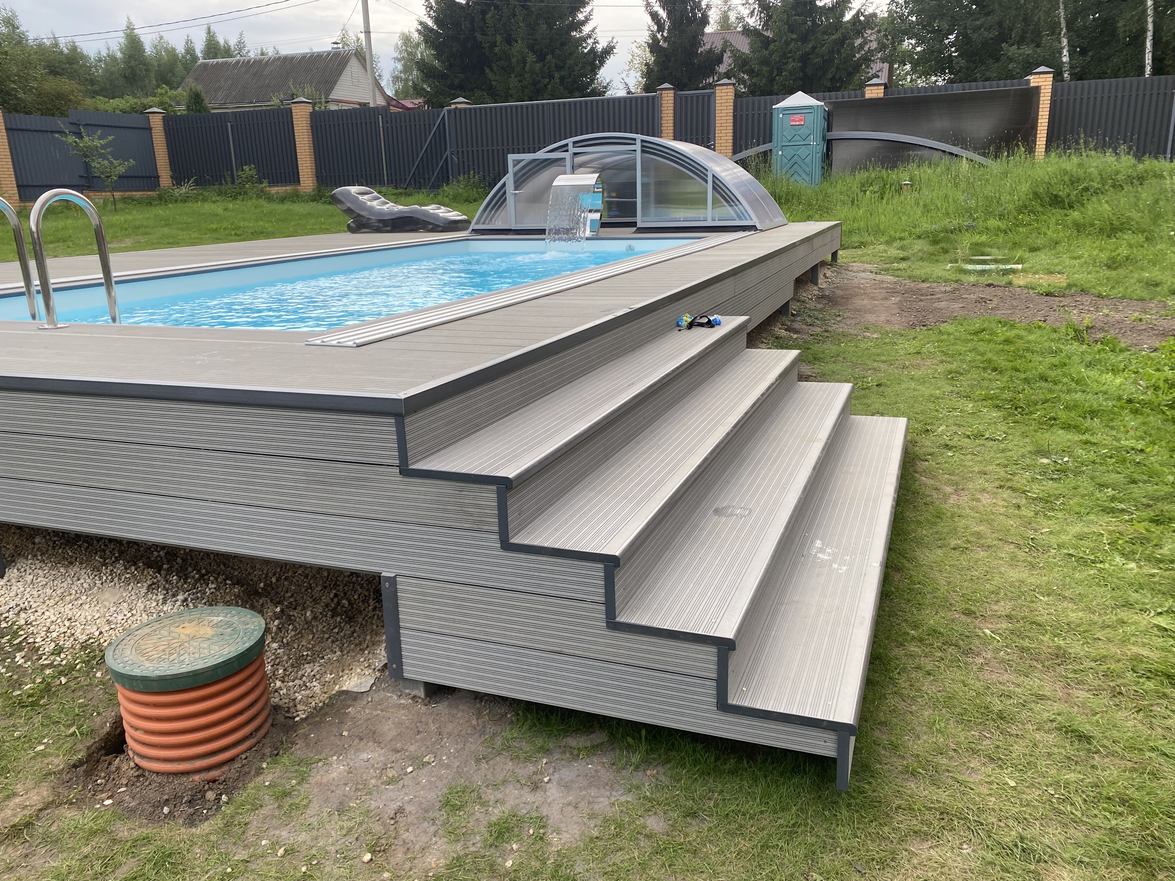 Белый бассейн из полипропилена Бассейн полипропиленовый белый